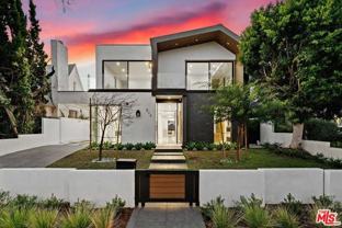 213 N Palm Dr - Photo 1 of 1