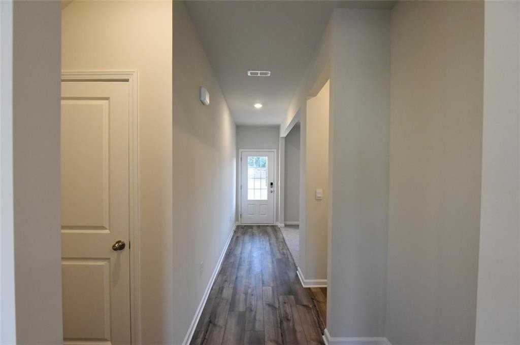 41 Westerly Sta - Photo 7 of 38