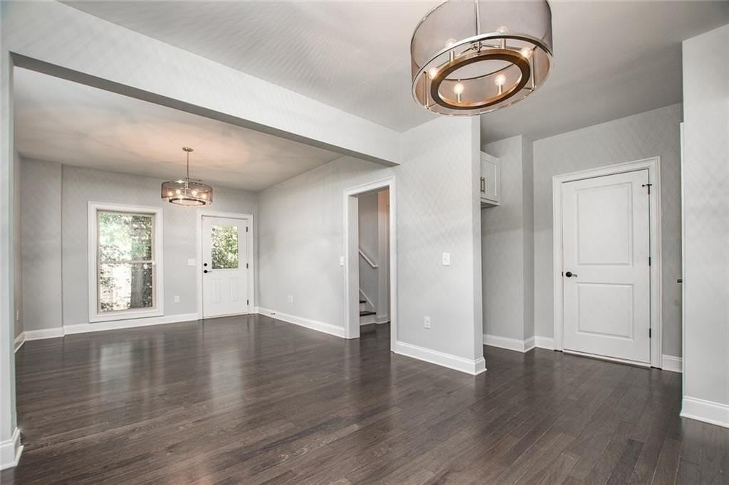 338 7th St Ne - Photo 2 of 11