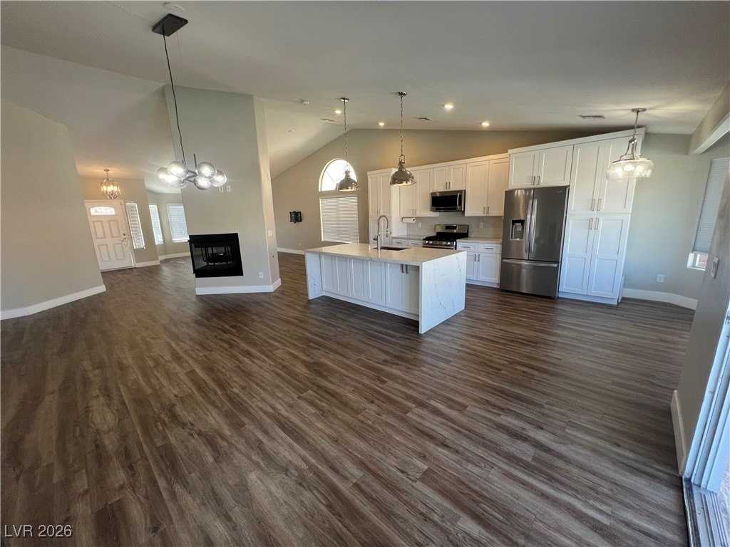 8220 Ocean Terrace Way - Photo 2 of 34