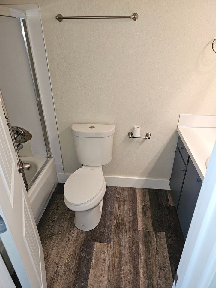 1260 Ne Purcell Blvd - Photo 4 of 5