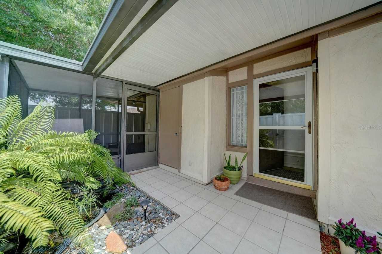 7223 San Luis Ct - Photo 5 of 17