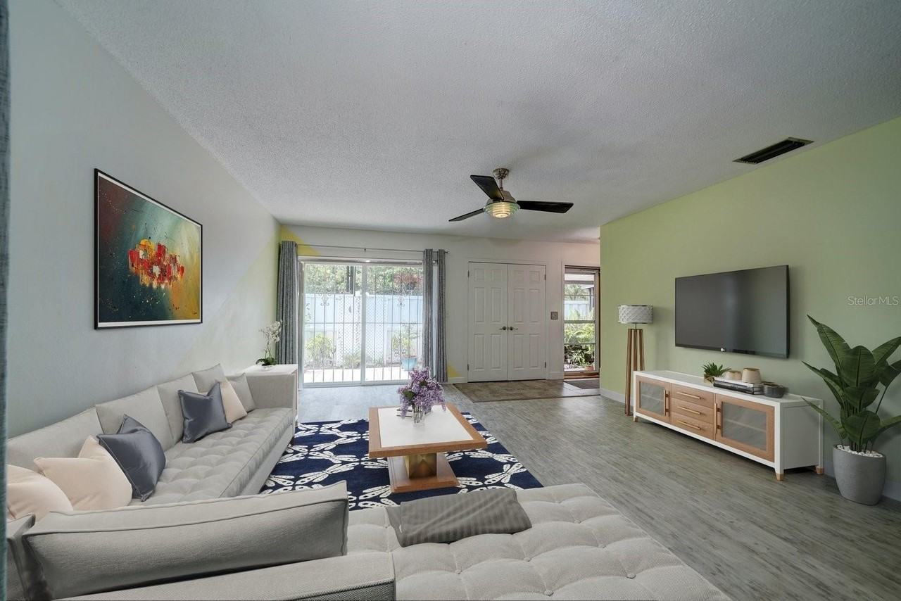 7223 San Luis Ct - Photo 6 of 17