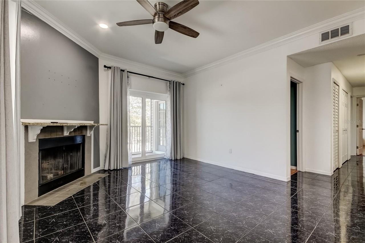 8350 Savannah Trace Cir #204 - Photo 5 of 26