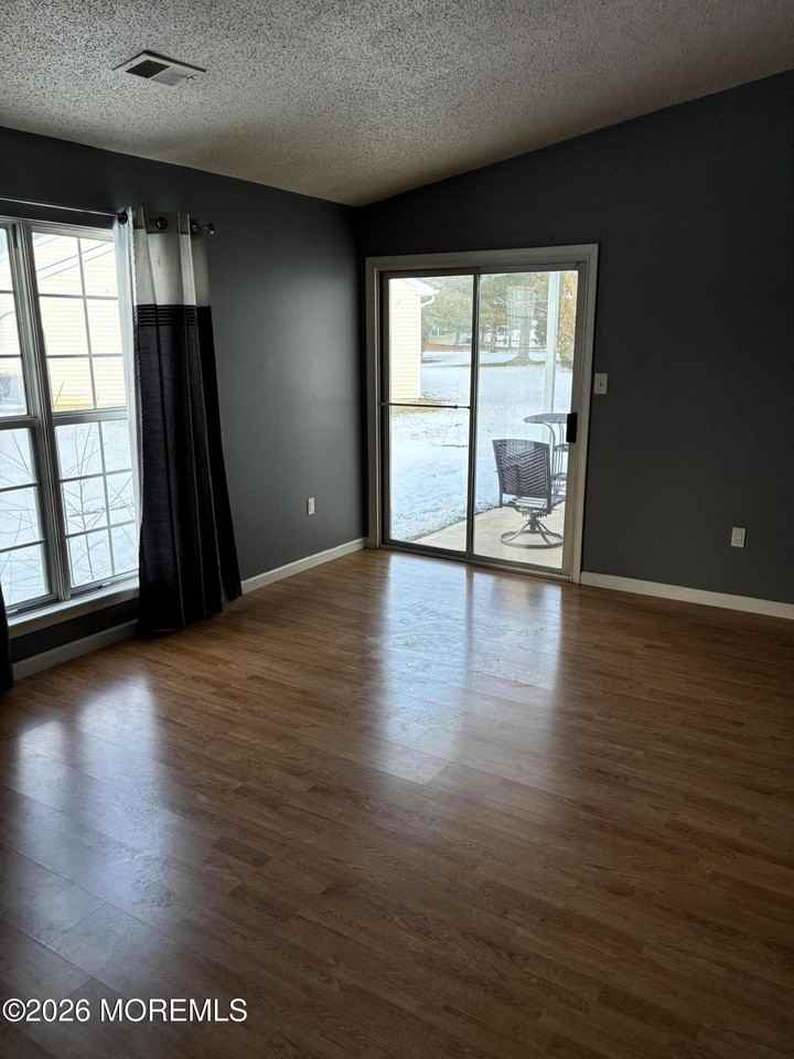 43 Jaffreyton Close - Photo 5 of 13