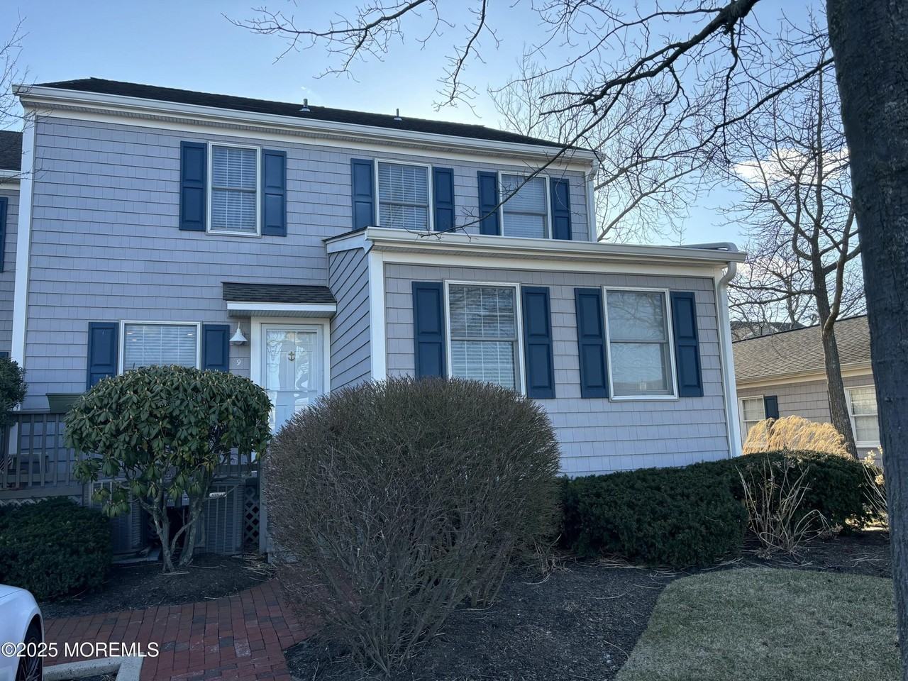 9 Bay Point Harbour - Photo 5 of 35