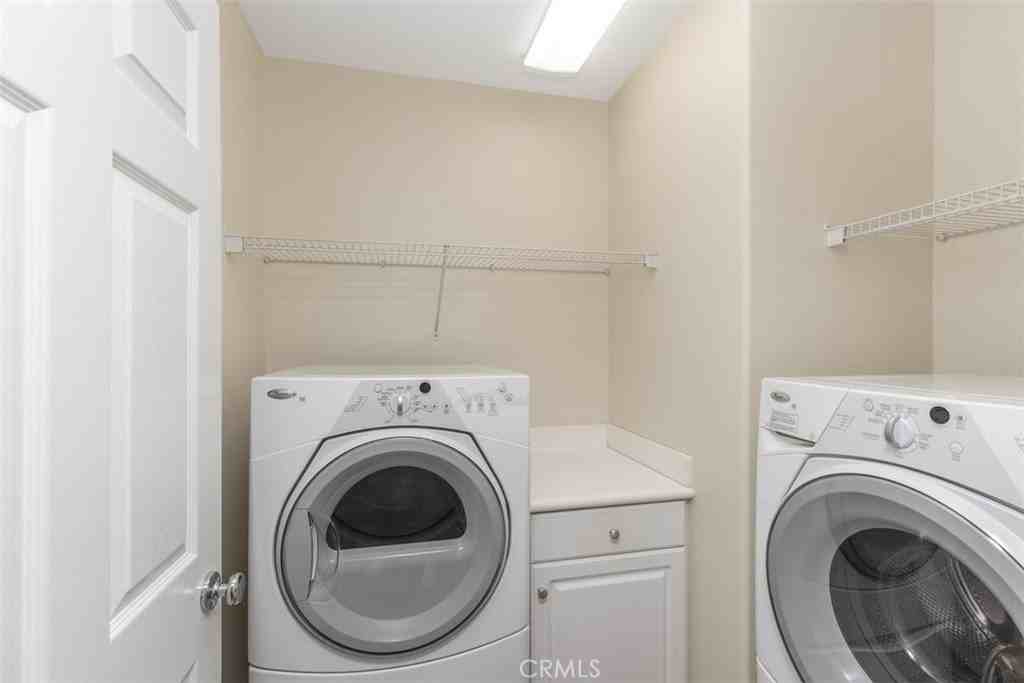 15219 Calverton Way - Photo 5 of 32