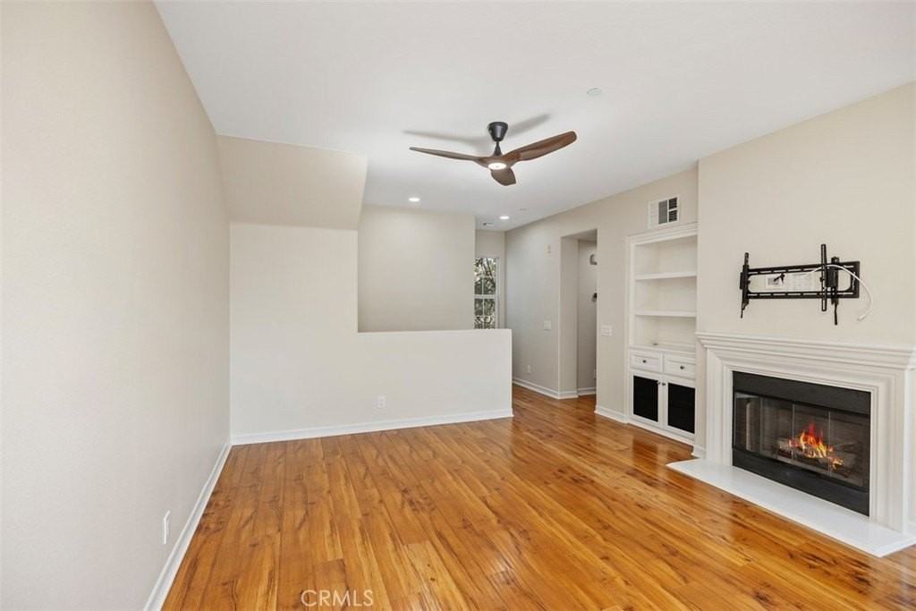 15219 Calverton Way - Photo 7 of 32