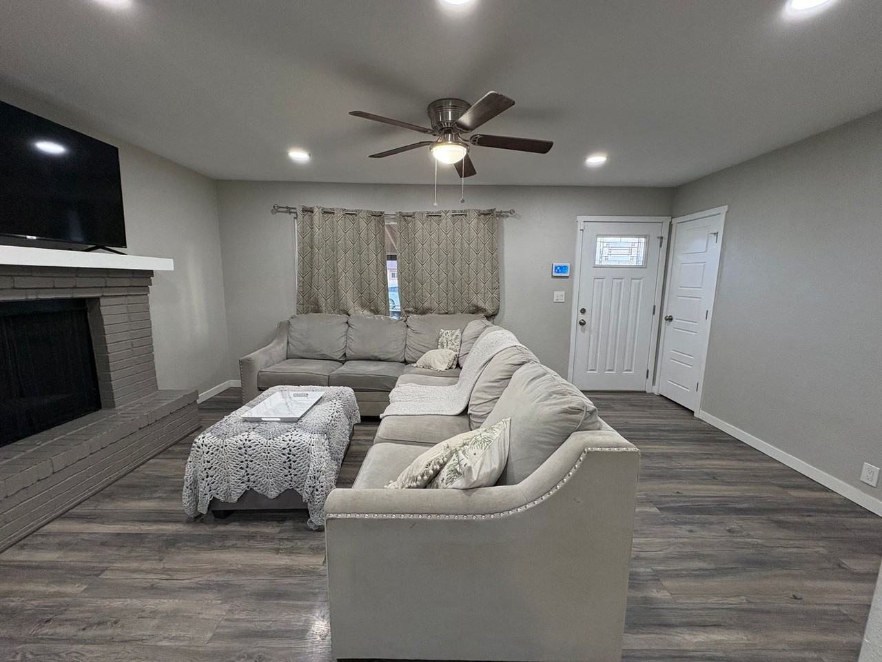 1216 Richards Ave - Photo 6 of 17