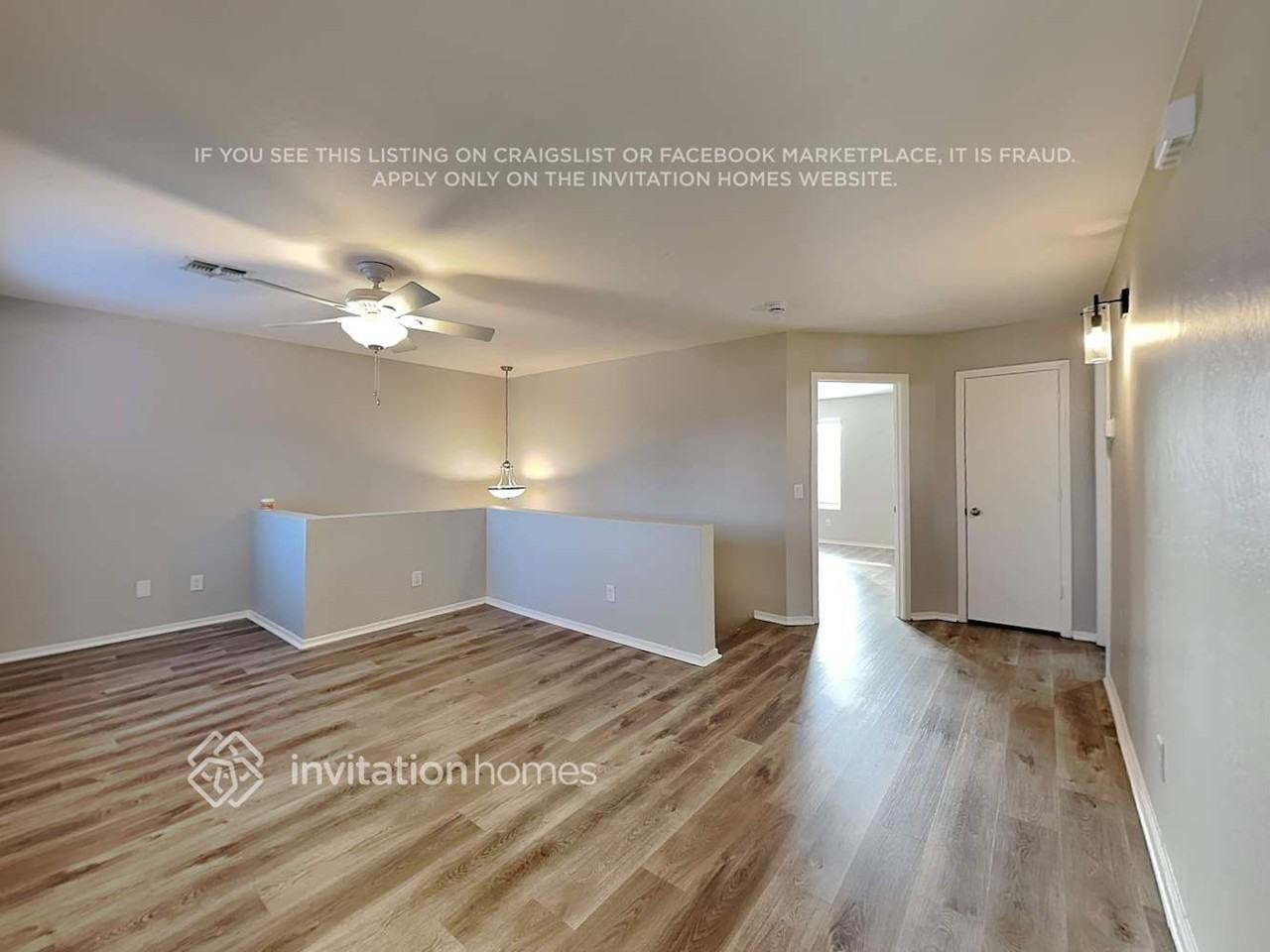 136 S 111th St - Photo 5 of 20