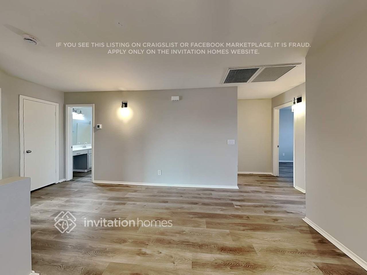 136 S 111th St - Photo 6 of 20