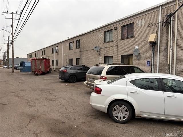 16623 Schaefer Hwy - Photo 4 of 20