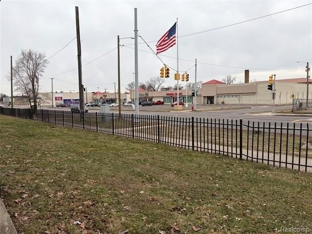 16623 Schaefer Hwy - Photo 5 of 20