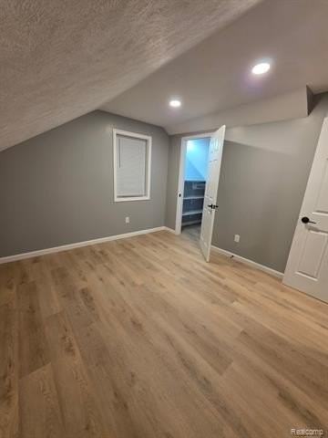 424 W Henry St - Photo 7 of 17