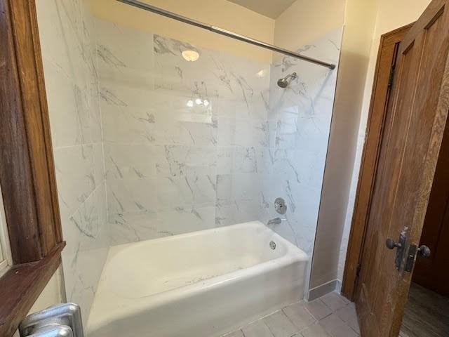 3242 North Natchez Avenue #2R - Photo 4 of 13