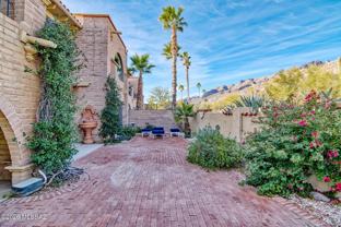 6490 N Val Dosta Dr - Photo 1 of 1