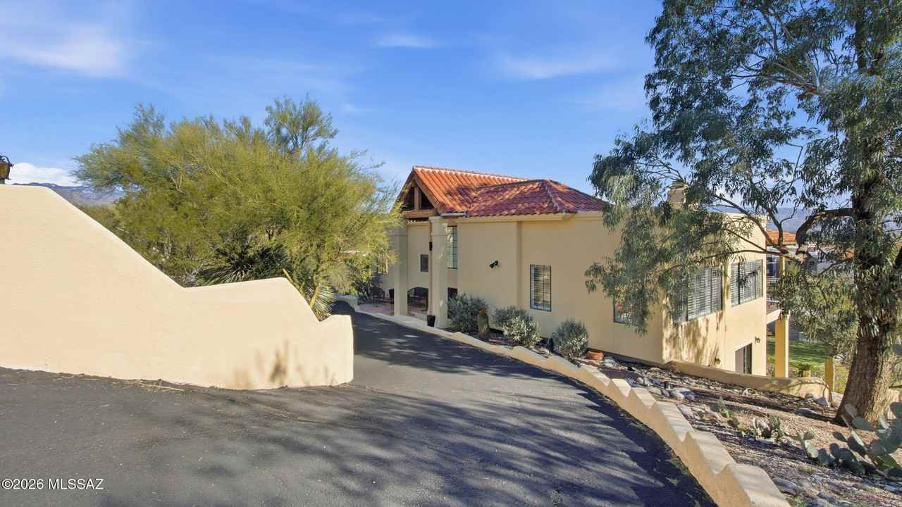 5600 E Rio Verde Vista Dr - Photo 3 of 41