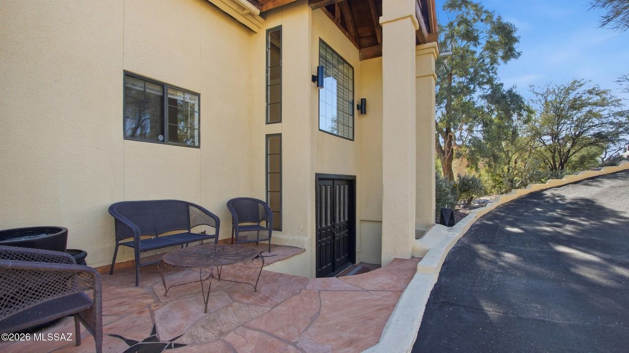 5600 E Rio Verde Vista Dr - Photo 4 of 41