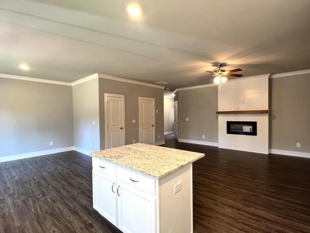 110 Mcallister Rd - Photo 4 of 36