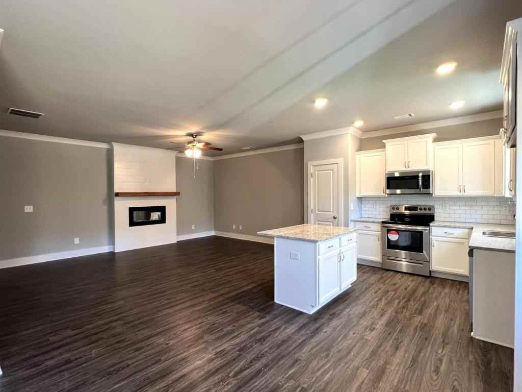 110 Mcallister Rd - Photo 7 of 36