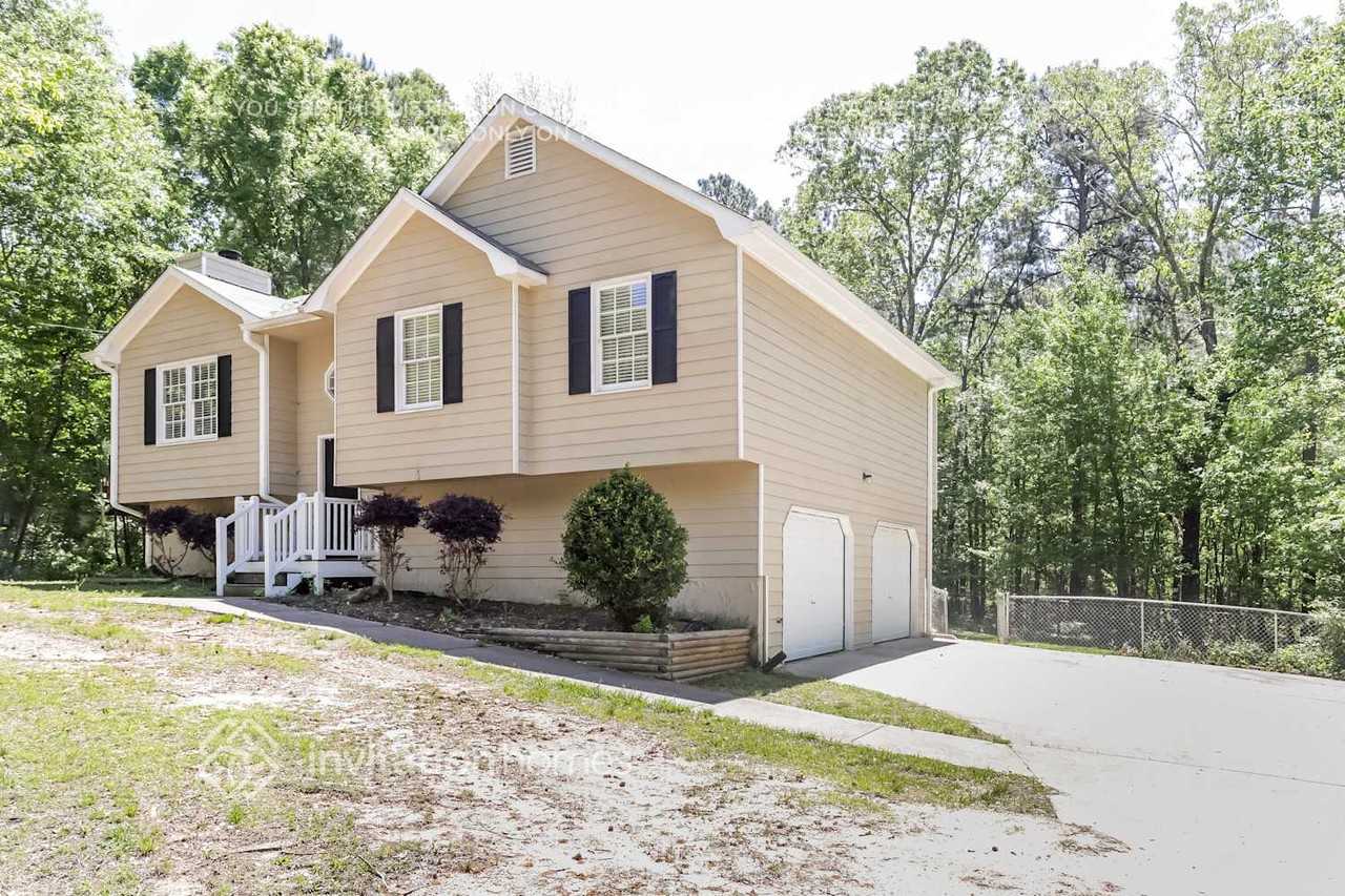 430 Braxton Dr - Photo 3 of 16