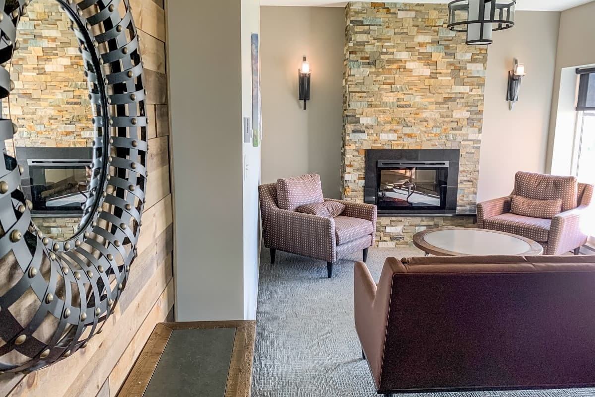 The Tides - Photo 5 of 33