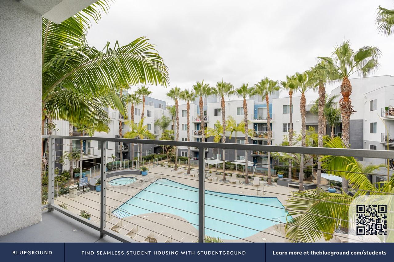 5535 Westlawn Avenue - Photo 7 of 47