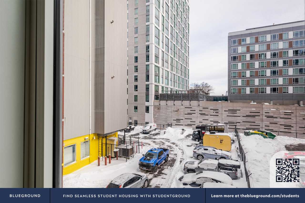 390 Harrison Avenue - Photo 7 of 46