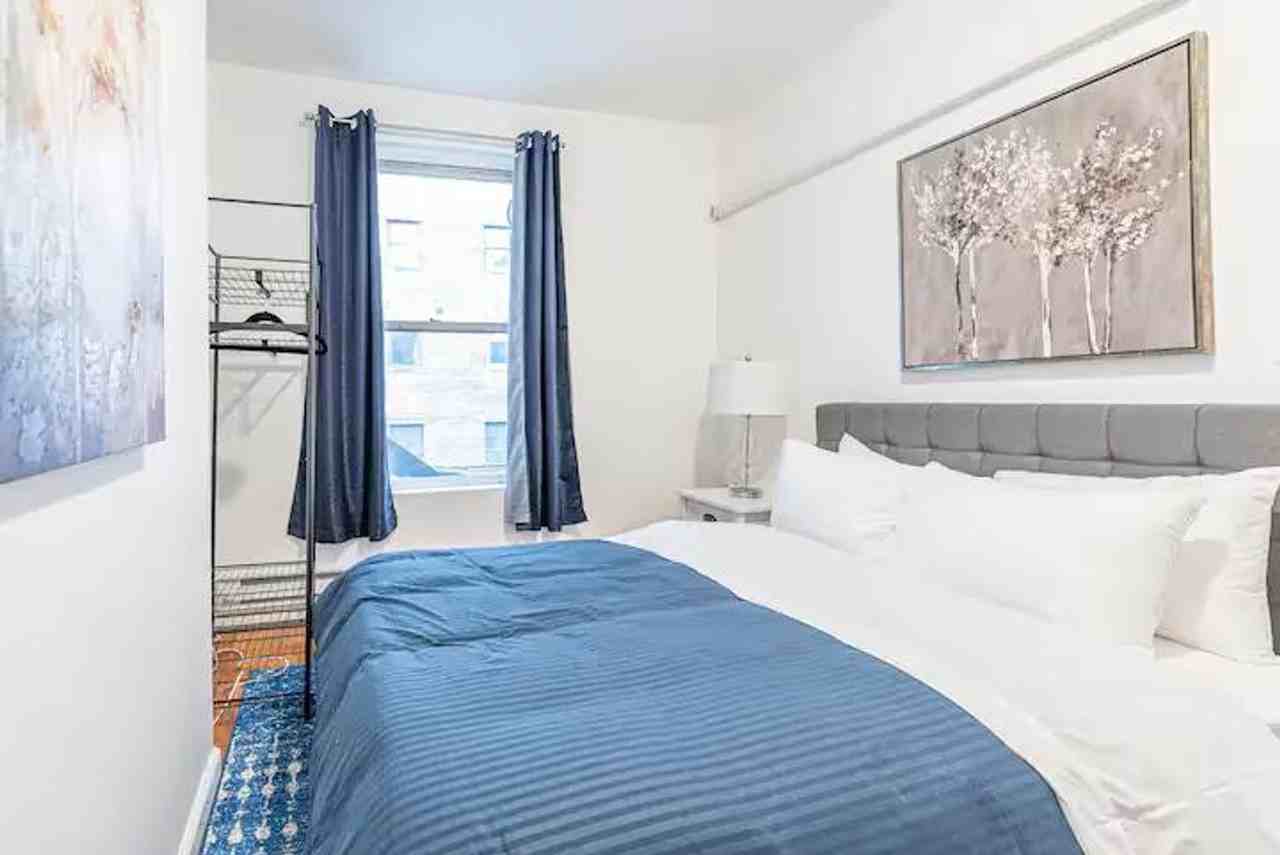 451 9th Ave #1323970P - Photo 4 of 21