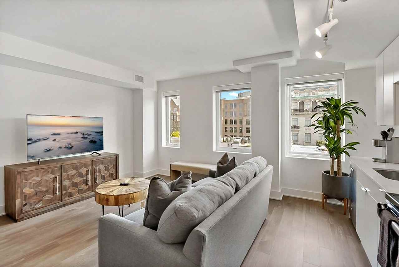 2000 P St Nw #1395477P - Photo 4 of 45