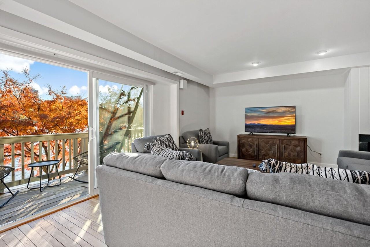 3303 Water St Nw #1395461P - Photo 5 of 50