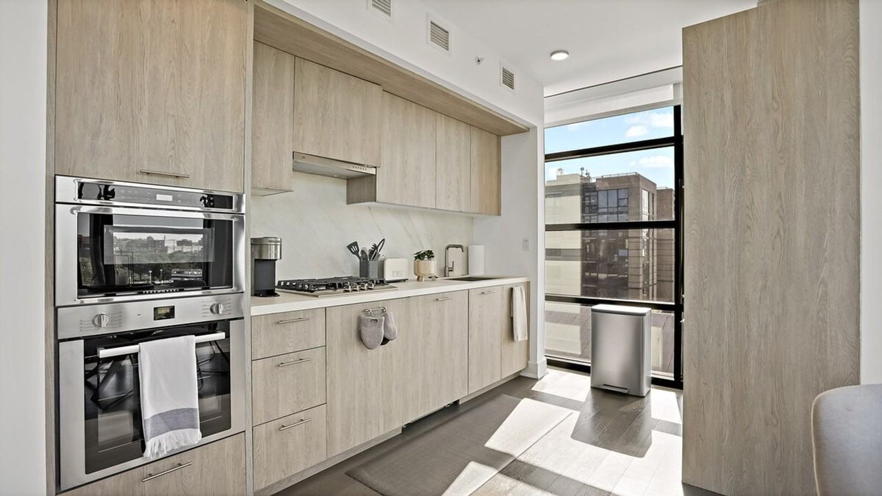 1901 6th St Nw #1395465P - Photo 5 of 38