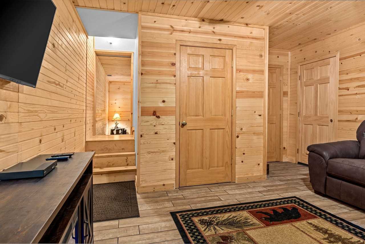 4050 Henson Rd #1302844P - Photo 3 of 48