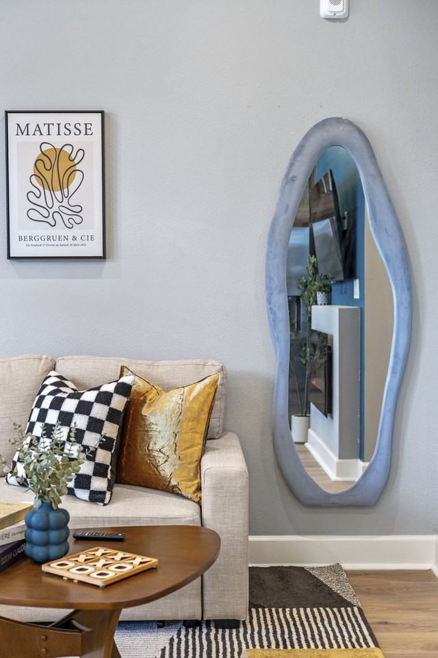 1812 Hickory St #1383539P - Photo 2 of 50