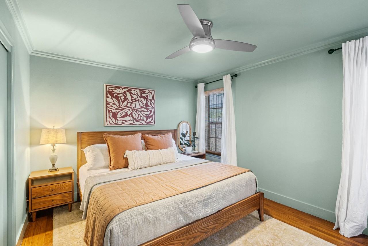 306 Naples St #1406937P - Photo 3 of 31