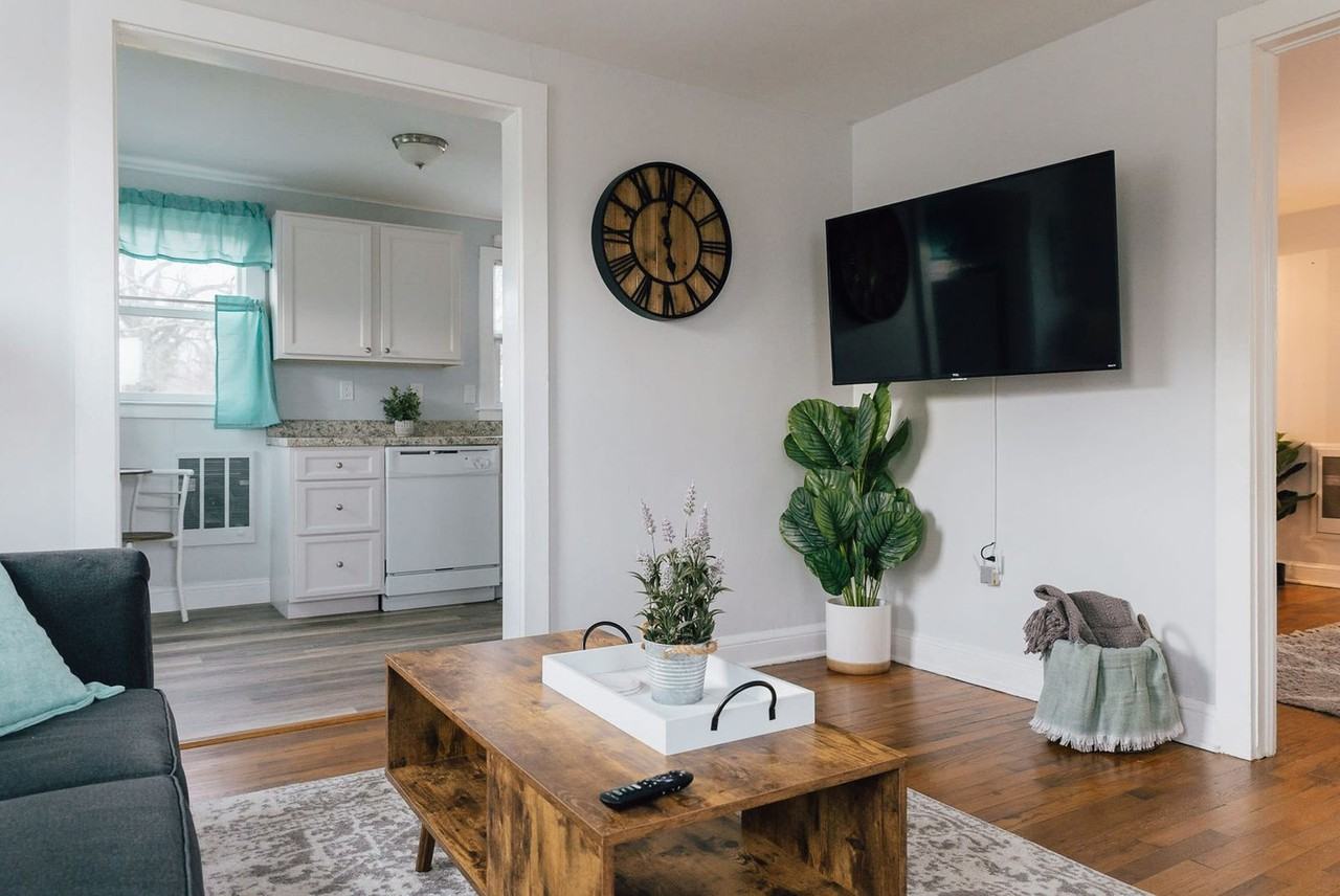 905 Hill St #1397971P - Photo 2 of 29