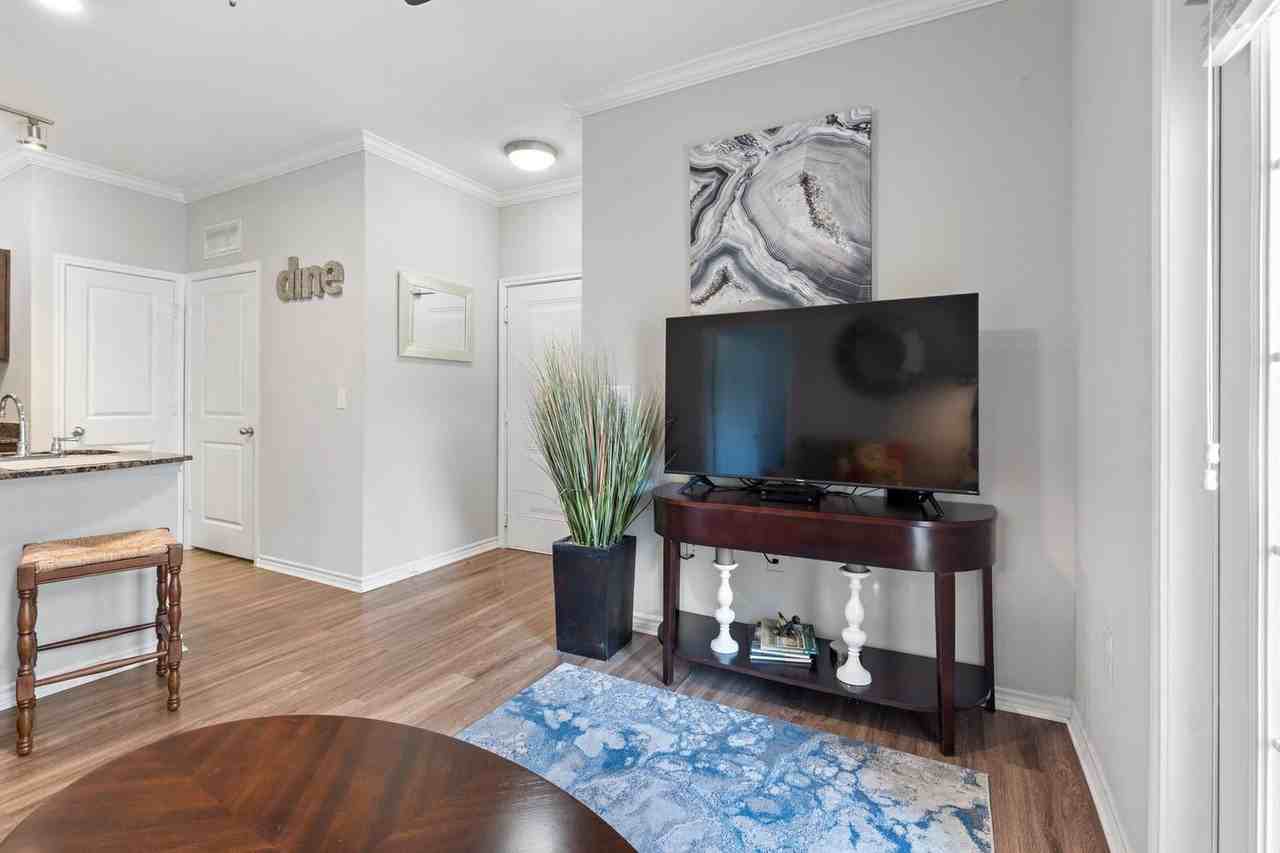 5511 Pecan Spgs #1407760P - Photo 5 of 50