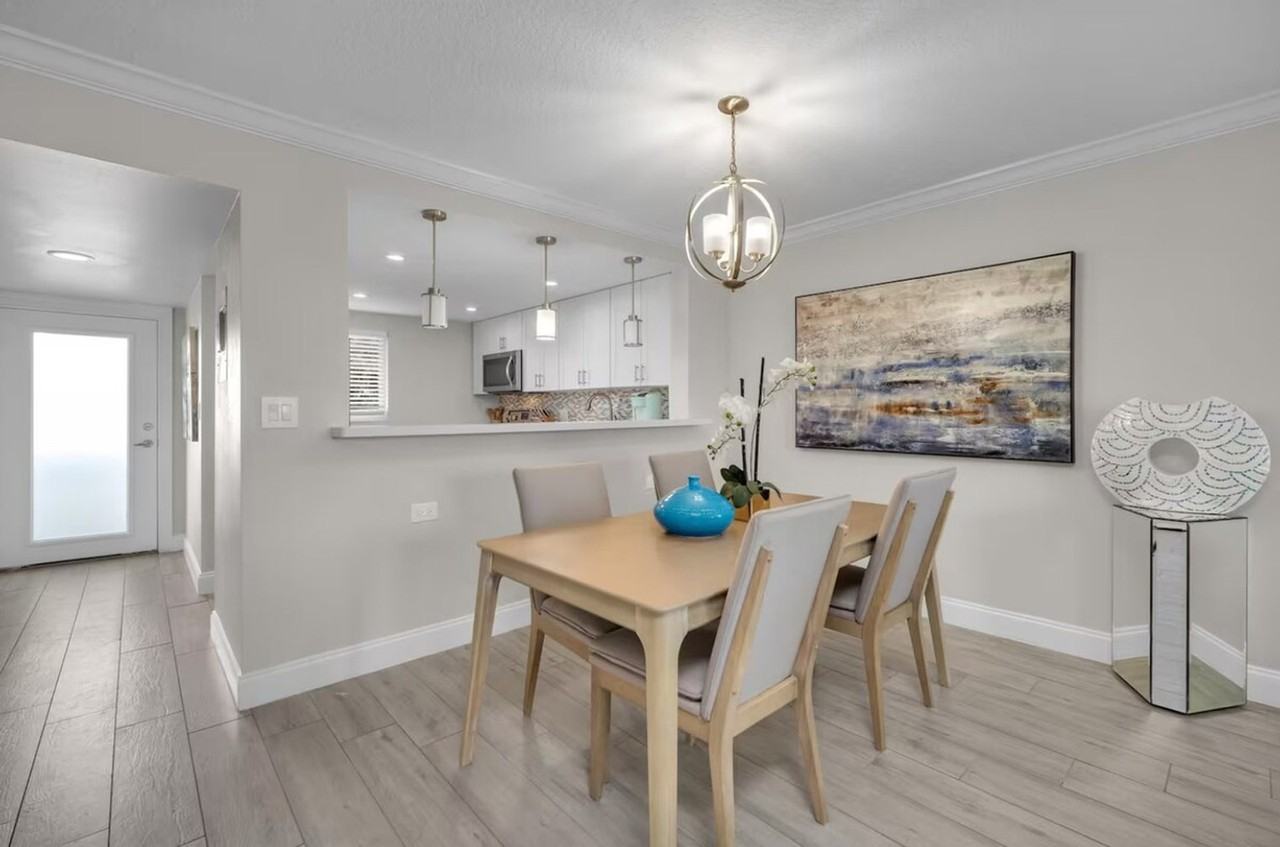 502 Ne Wavecrest Way #1424315P - Photo 7 of 32