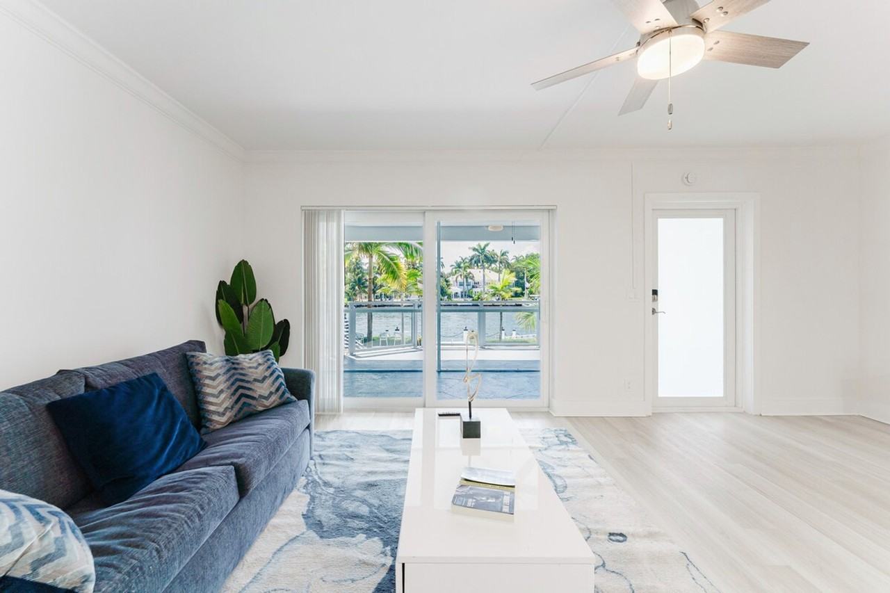 1015 Spanish River Rd #1424303P - Photo 3 of 49