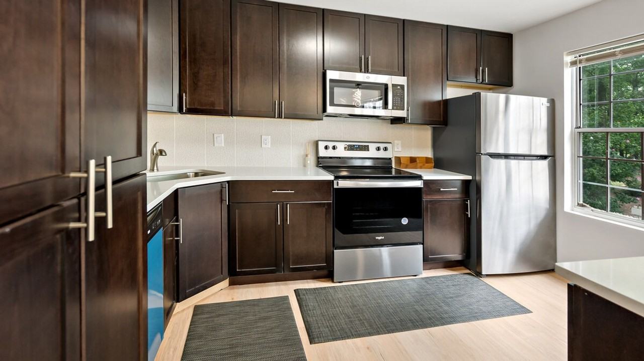 2310 Colts Neck Rd #1395393P - Photo 7 of 22