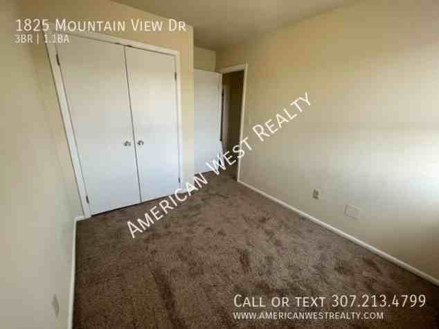 1825 Mountain View Dr - Photo 6 of 10