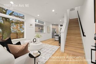 7007 9th Ave Ne - Photo 1 of 1