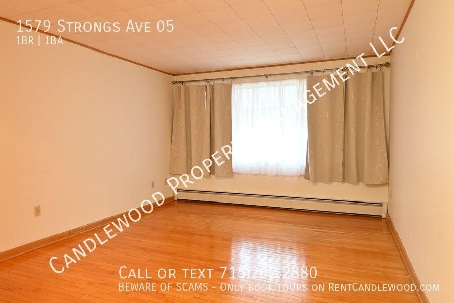 1579 Strongs Ave - Photo 3 of 19