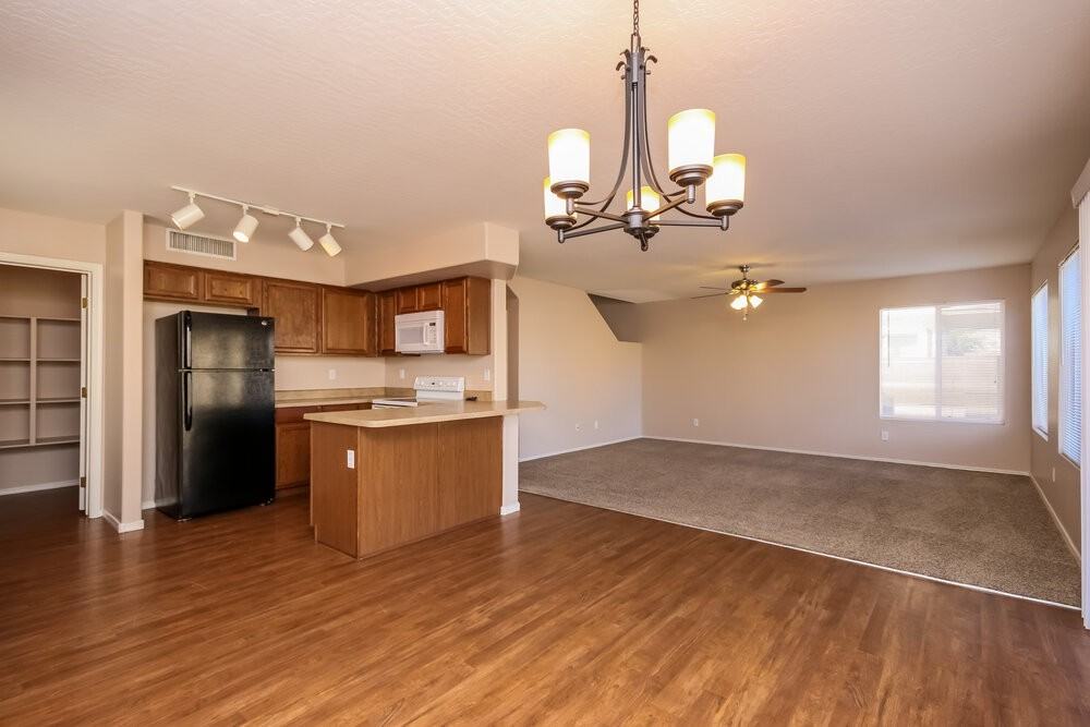 14844 W Columbine Dr - Photo 6 of 13
