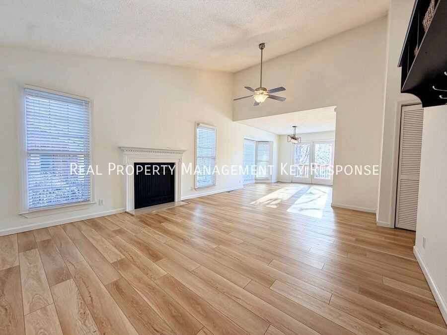 108 White Oak Ct - Photo 2 of 24