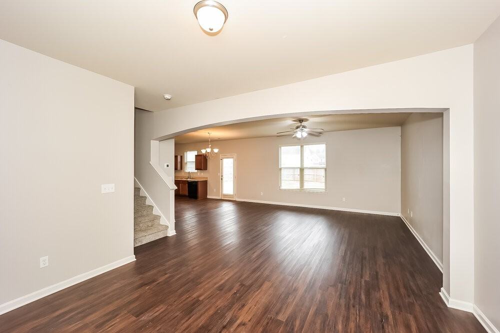 252 Bandelier Cir - Photo 7 of 17