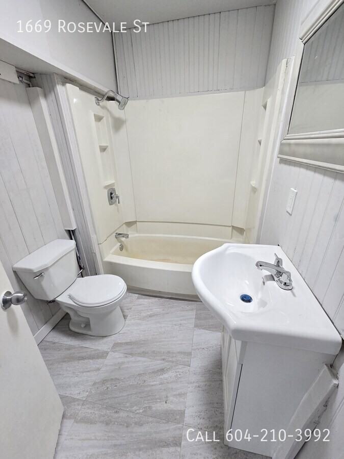 1669 Rosevale St - Photo 6 of 12