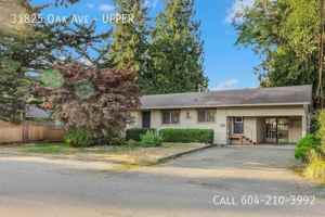 featured image of 31825 Oak Ave #UPPER