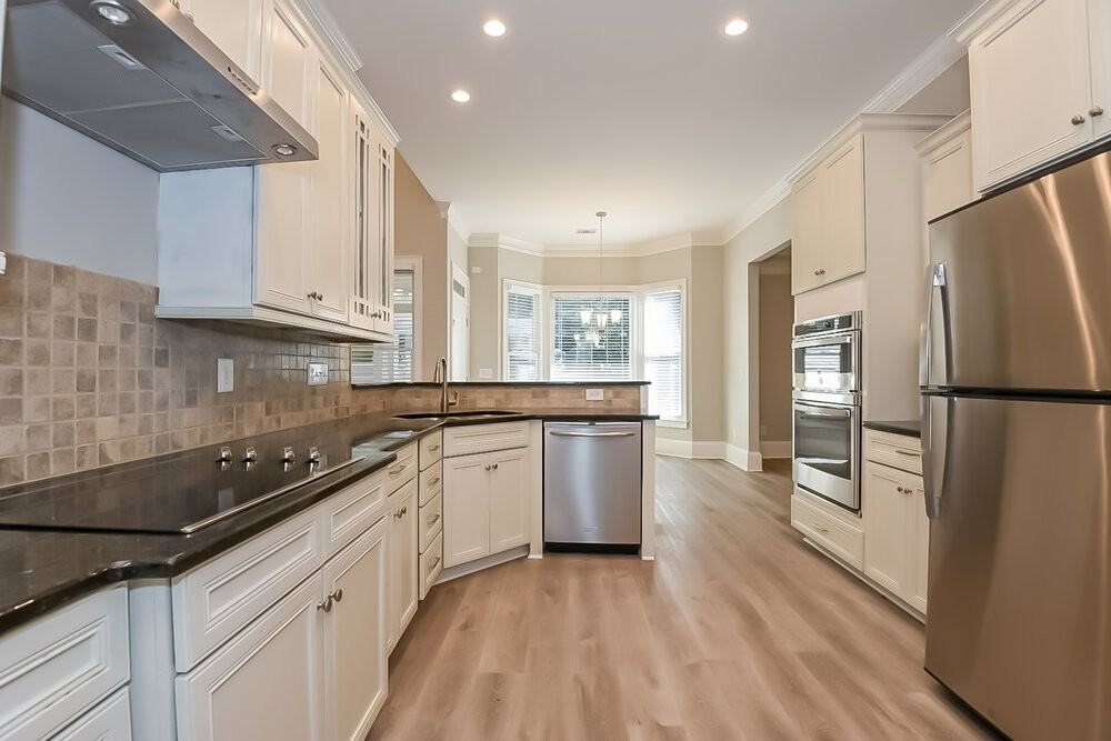 4654 Jefferson Ridge Way - Photo 7 of 17