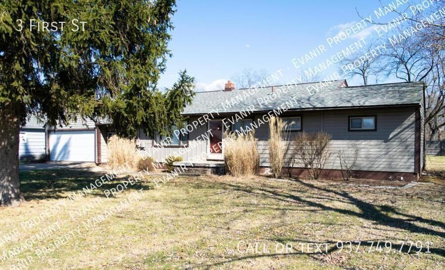 3 1st St - Photo 3 of 25